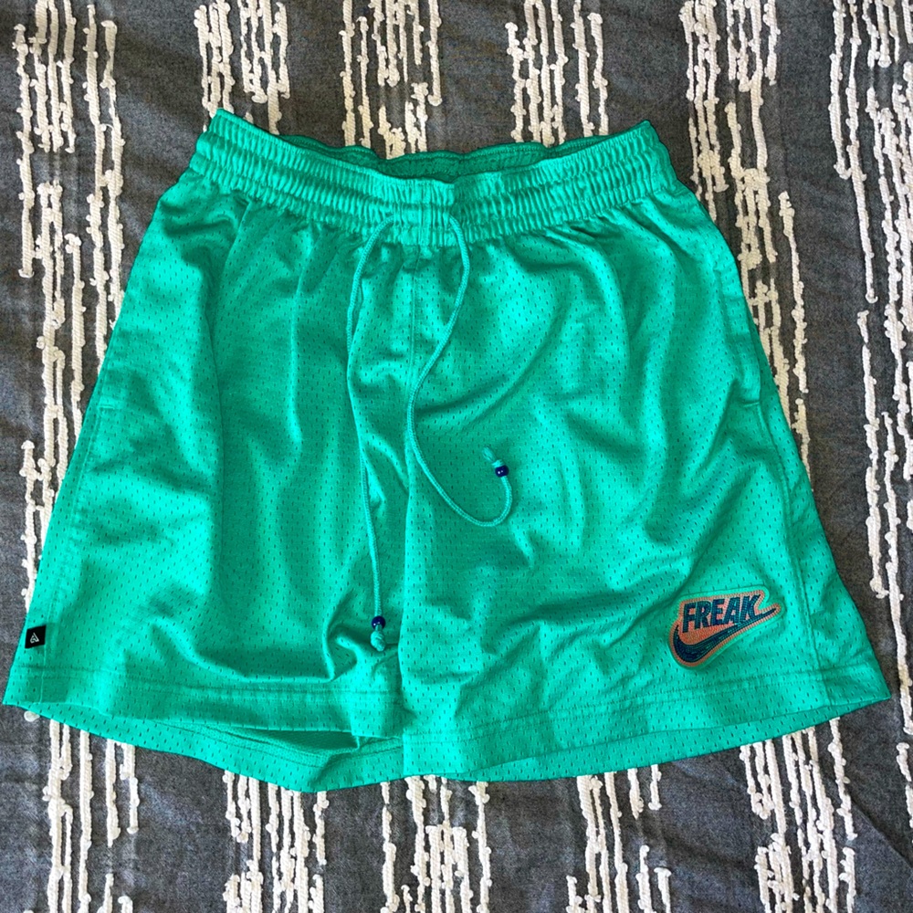 Nike Freak Size Large Green athletic shorts